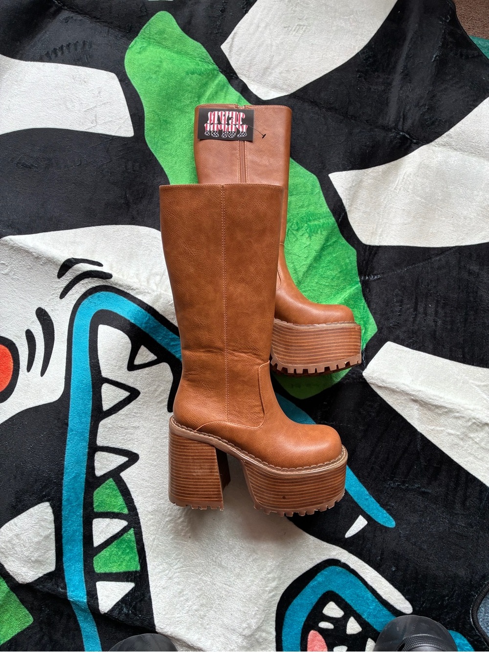 dELiA*s vintage soul Chestnut Brown Tall Platform Boots NWOB 6